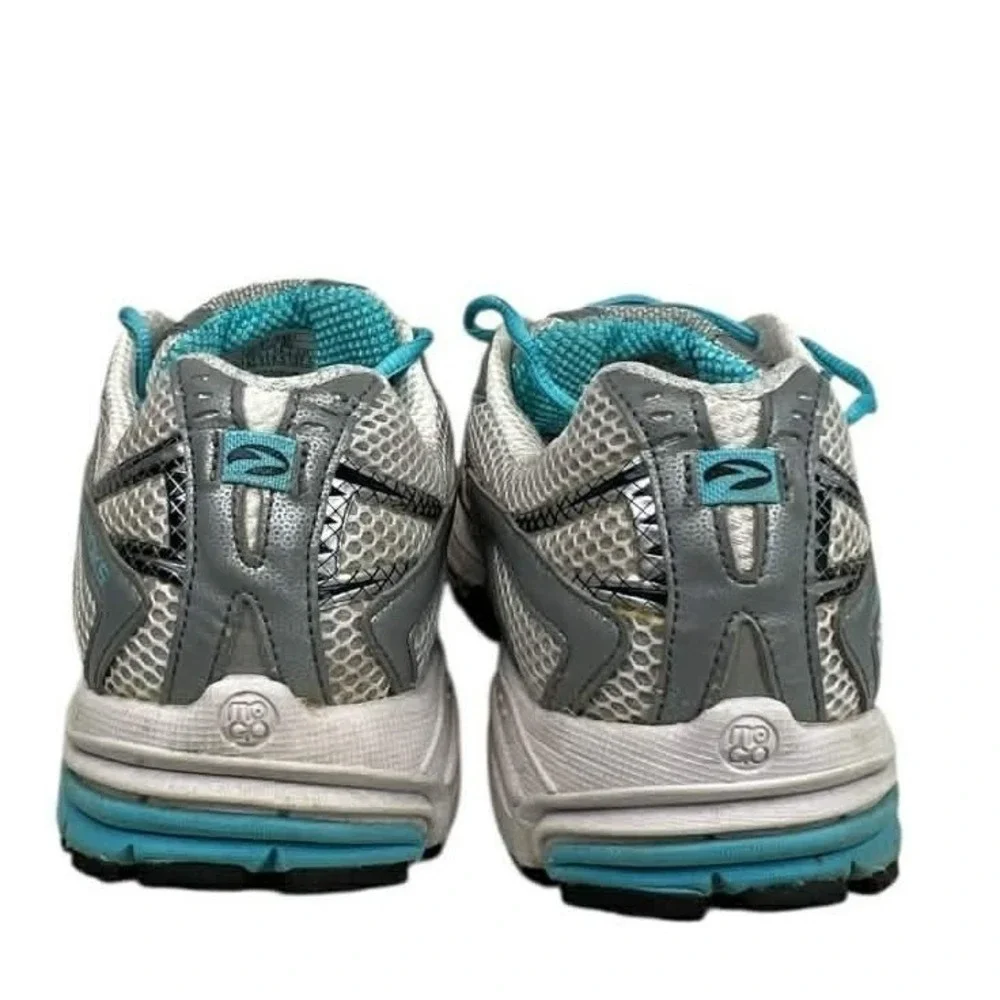 Brooks ravenna women